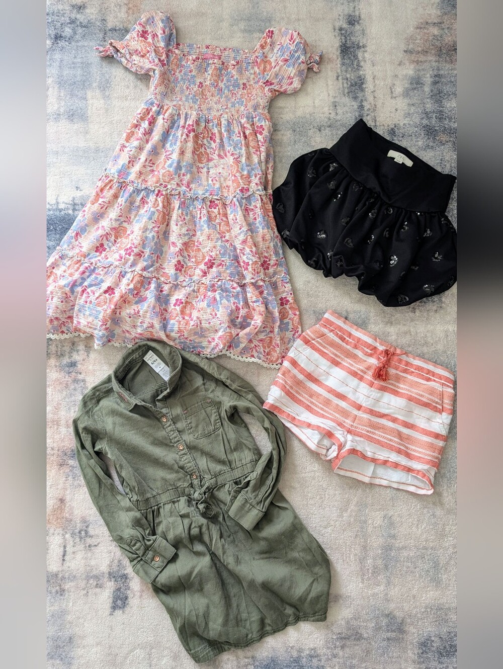 Lot Of Girl's Clothes Size 6 -8